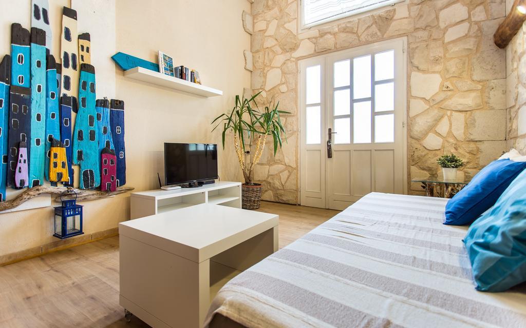 Apartments Frgacic Baška Buitenkant foto