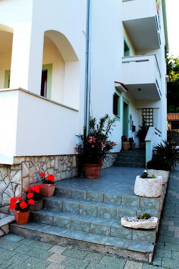 Apartments Frgacic Baška Buitenkant foto