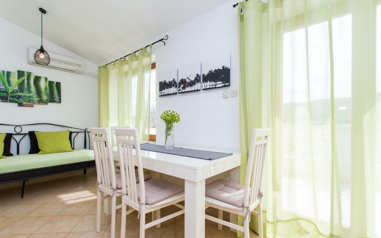Apartments Frgacic Baška Buitenkant foto